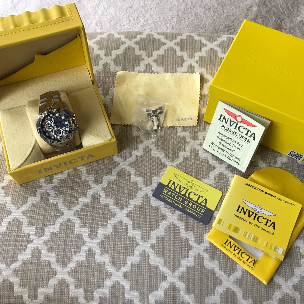 Men’s Invicta watch